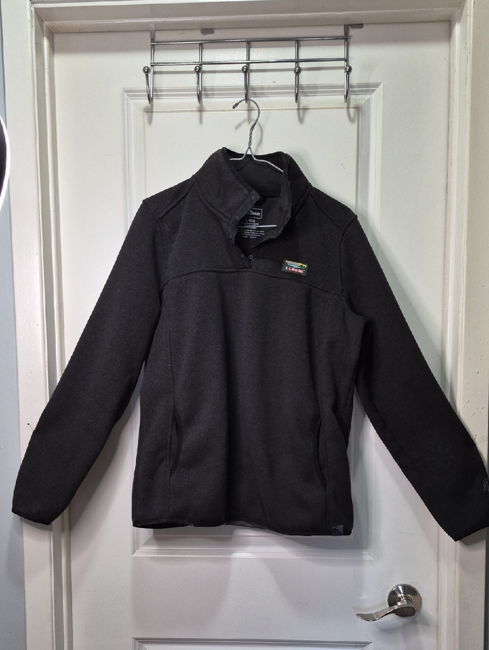 L.L. Bean Women's Black Fleece Pullover Sweater